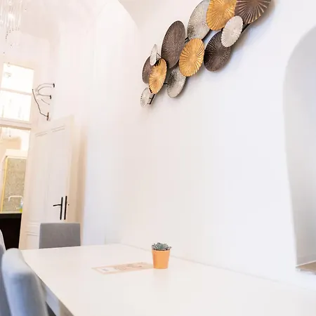 Apartment Premium - Schoenlaterngasse Vienna