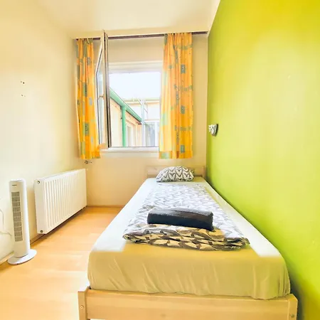 Affordable Central Rooms, 10-min To Lugner City Apartamento *