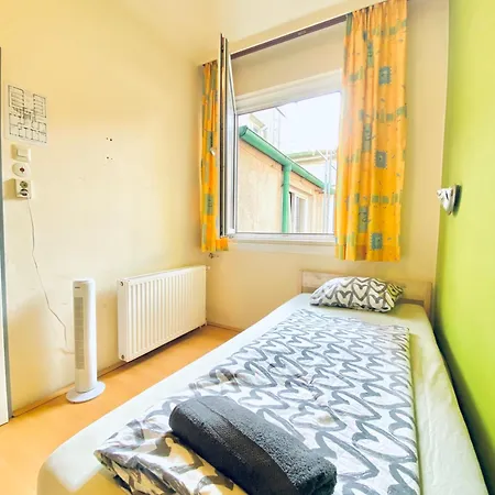 Affordable Central Rooms, 10-min To Lugner City Apartament Viena