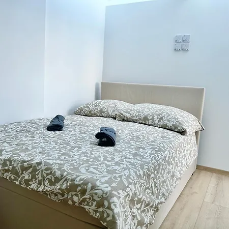 Asp Modern With Balcony & Free Parking