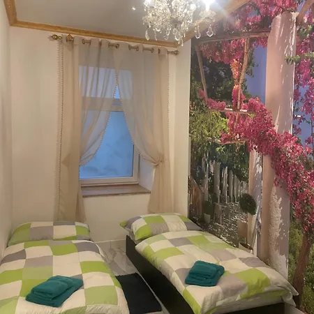 Hostal Viktoria *