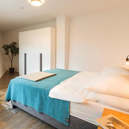 Apartment Urban Island I Riverside *