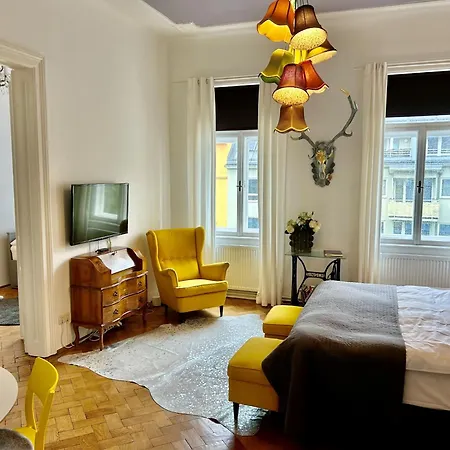 Leuhusen Boutique Vienna, Daire *