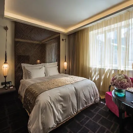 Lamee Hotel