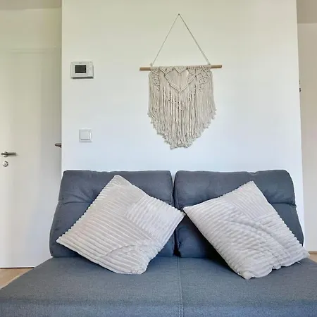 Apartament Modern Danube With Balcony & Free Parking *