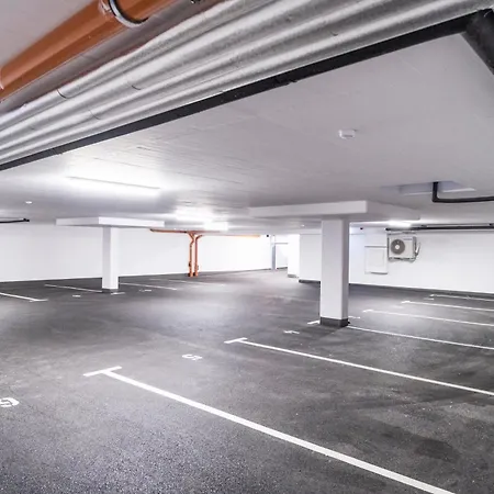 Myfavorit - Spacious Next To Puplic Transport U1 Direct Connection To Citycenter *