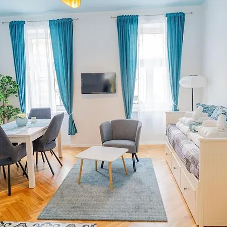 Boutique Newly Renovated Vienna