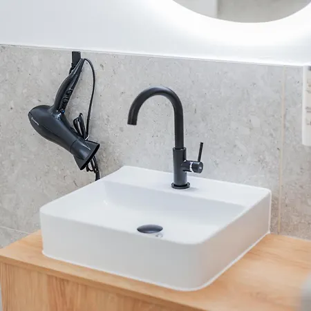 Rive By Home1 * Wenen