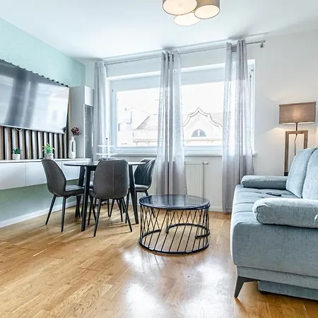 Trendy - Modern 1br & 1lr In Center Apartamento *