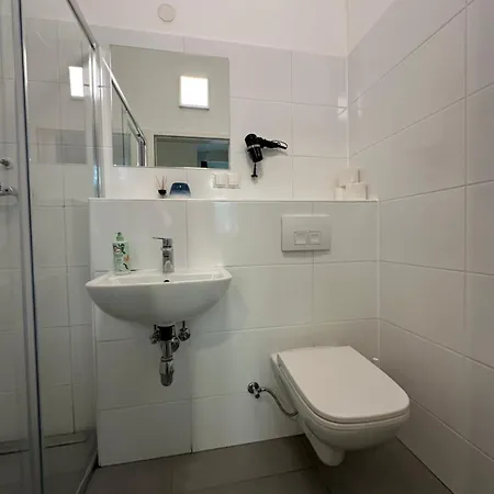 فندق مبيت وإفطار Housingplus