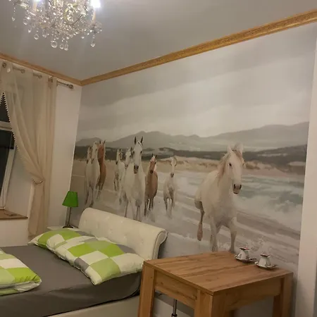 Viktoria Hostal