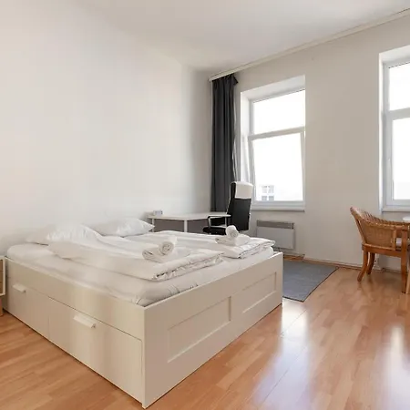 Apartment Gruen, Zentral Und Ruhig - In Bester Lage