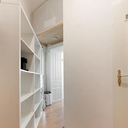 Gruen, Zentral Und Ruhig - In Bester Lage Apartment Vienna