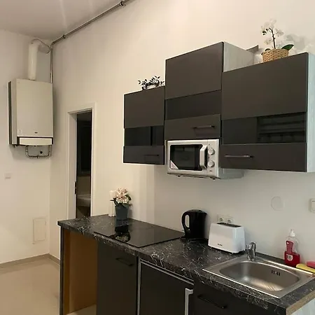Apartment Premium With Terrace - Free Parking