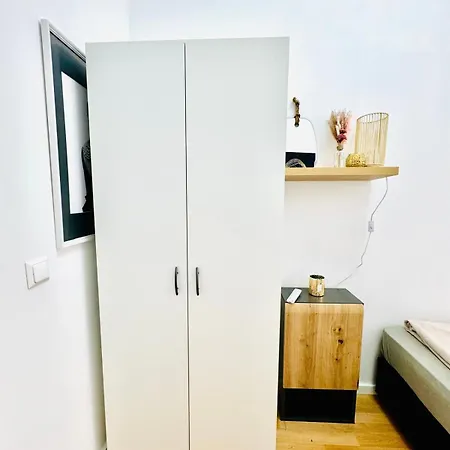 10 Bedroom For Groups, 8-min To Rathausplatz *