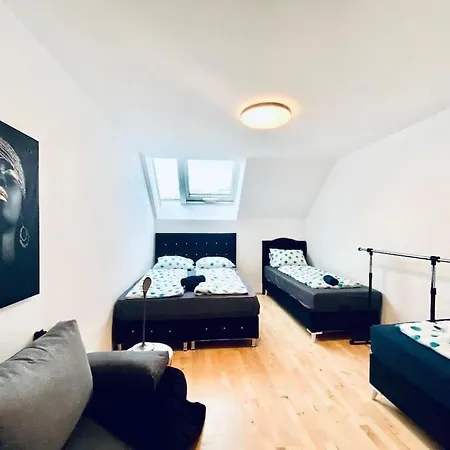 Lovely 2br And 1lr Apt, Up To 10p, Very Central Apartment Vienna