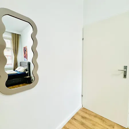 Cozy 9br Shared Apartment, Only 12min Walk To Augarten Apartamento *
