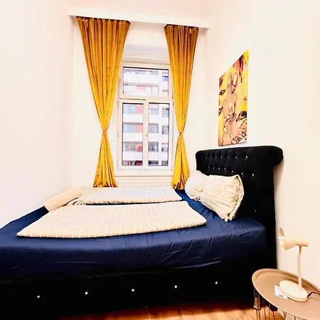 Apartamento Cozy 9br Shared Apartment, Only 12min Walk To Augarten