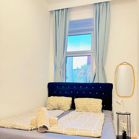 Apartamento Cozy 9br Shared Apartment, Only 12min Walk To Augarten *