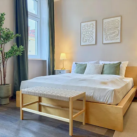 Balkon I Close To S-bahn I 5 Minutes To Mall Apartment