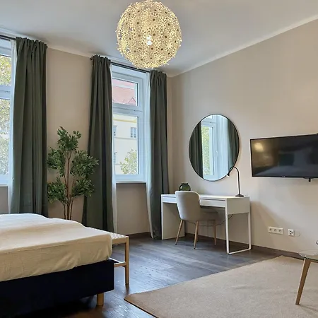 Balkon I Close To S-bahn I 5 Minutes To Mall Apartment *
