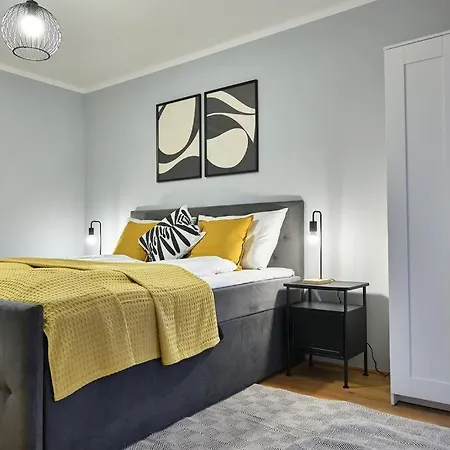 Free Parking I Balcony I 5 Min To Train Station * Viyana