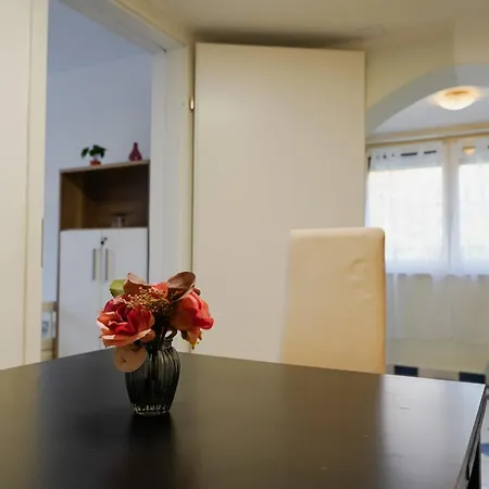 Spacious House With 5 * Vienna