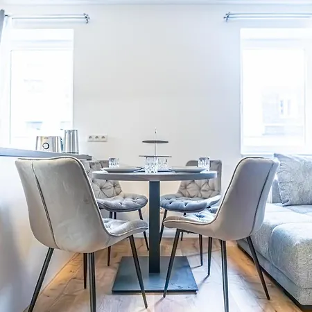Apartament Charming 1br And 1lr Modern Design Donaustadt *