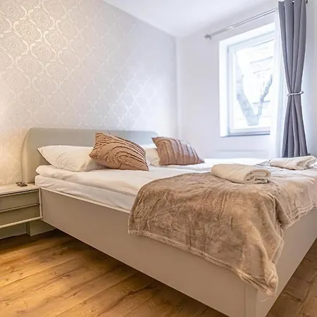 Charming 1br And 1lr Modern Design Donaustadt Viena