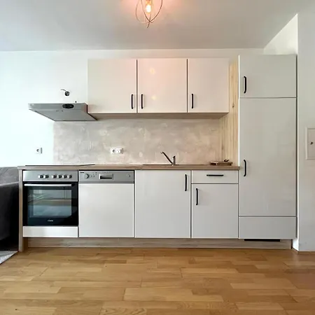 Apartment Mit Garten In 1230 *