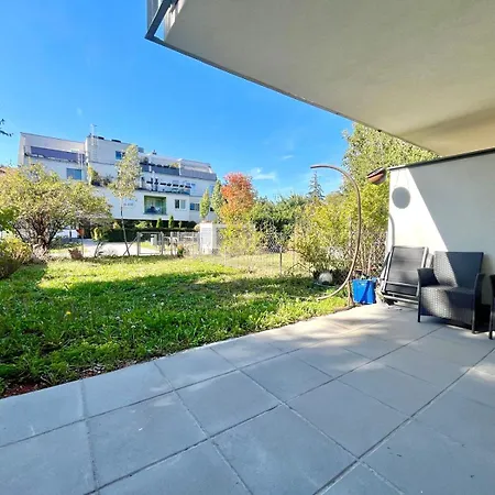 Apartment Mit Garten In 1230 *