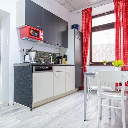 Modern Suitable For Longstays Apartment