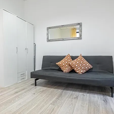 Apartment Modern Suitable For Longstays *