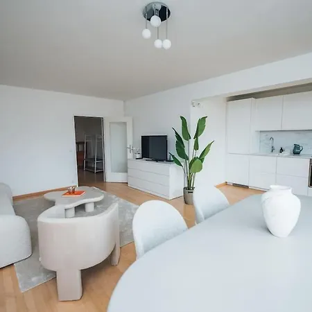 Designer-apartment Zum Wohlfuehlen Apartment