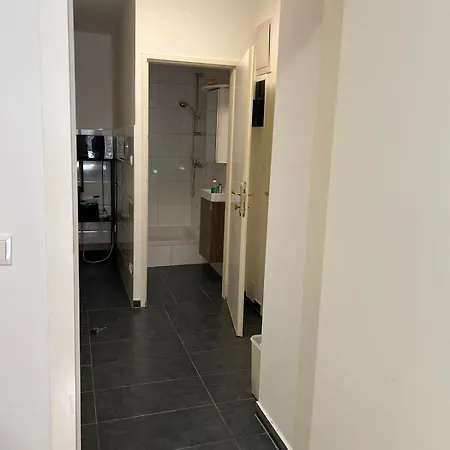 Comfortable 1br 1lr Prime Location Of *