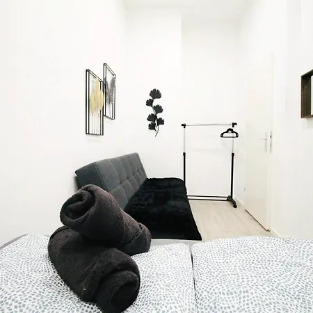 Gazde/Camere de închiriat Comfortable In Akh Area Viena