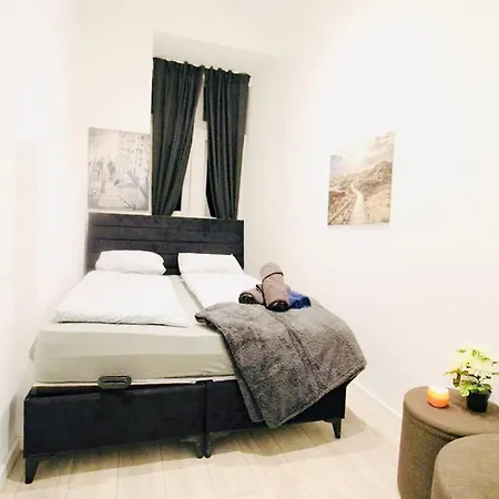 Gazde/Camere de închiriat Comfortable In Akh Area
