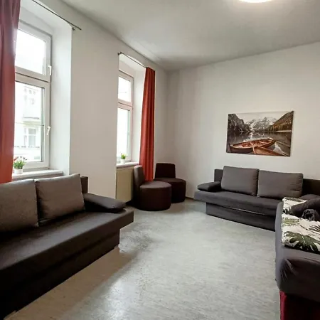 Ostello Near Schoenbrunn - Economy In Shared At Meidling Train Station Vienna