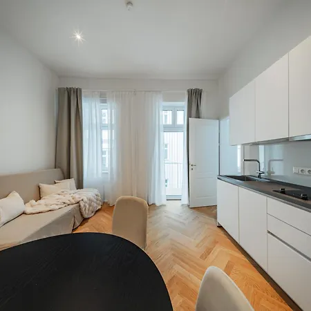 The Opera Haven Apartament *