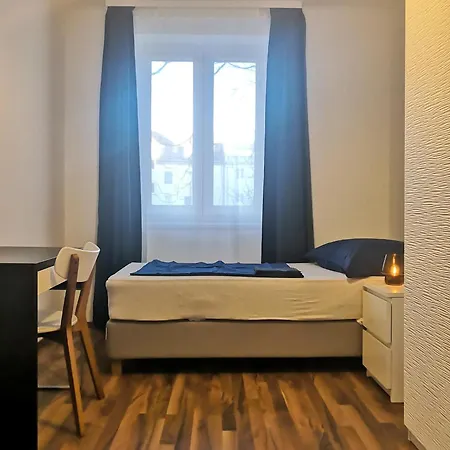Central - 2 Bdrm Apartment Vienna