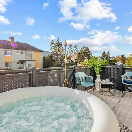 Black - Whirlpool Terrace - Free Parking - Wifi Apartamento Viena