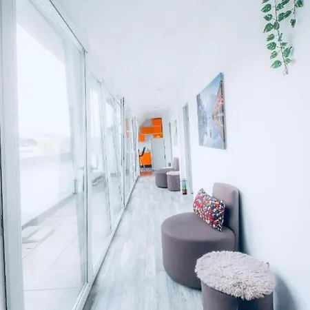 Central 4br Shared With Terrace 10-min Walk To Augarten Vienna
