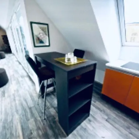 Central 4br Shared With Terrace 10-min Walk To Augarten Appartamento *