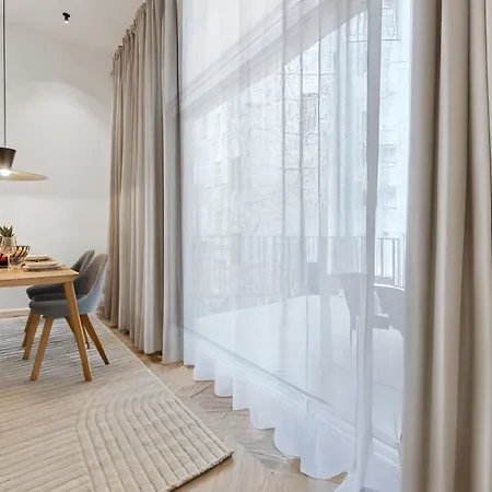 Door No 5 By Gt7 Hospitality Apartmán