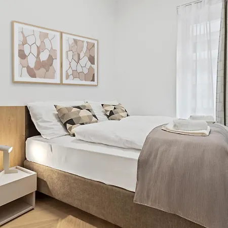 Door No 5 By Gt7 Hospitality Apartmán