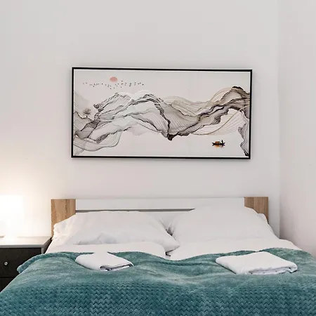 Comfy 3br For Long In Location Apartment *