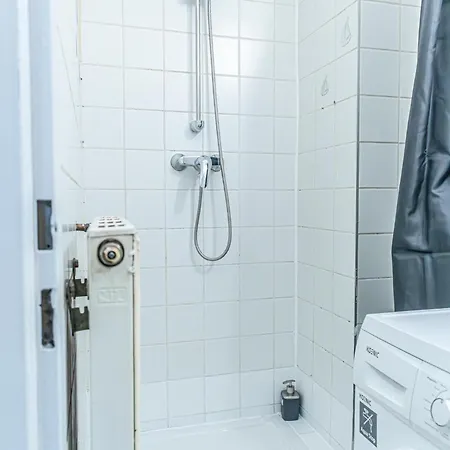 Comfy 3br For Long In Location Apartment