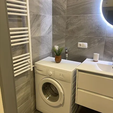 Comfy By Naschmarkt Apartment Vienna