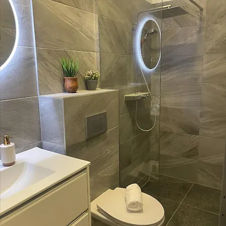 Apartment Comfy By Naschmarkt Vienna