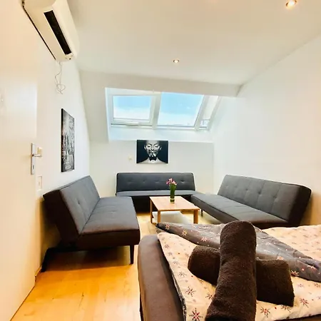 Comfy Central 4-bedroom Shared With Two Levels